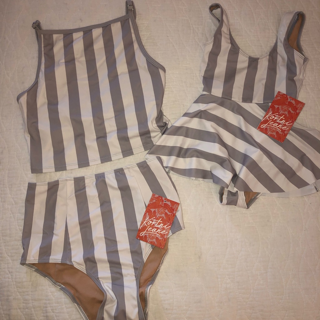 Kortni Jeane Mom And Mini Swimsuit Match